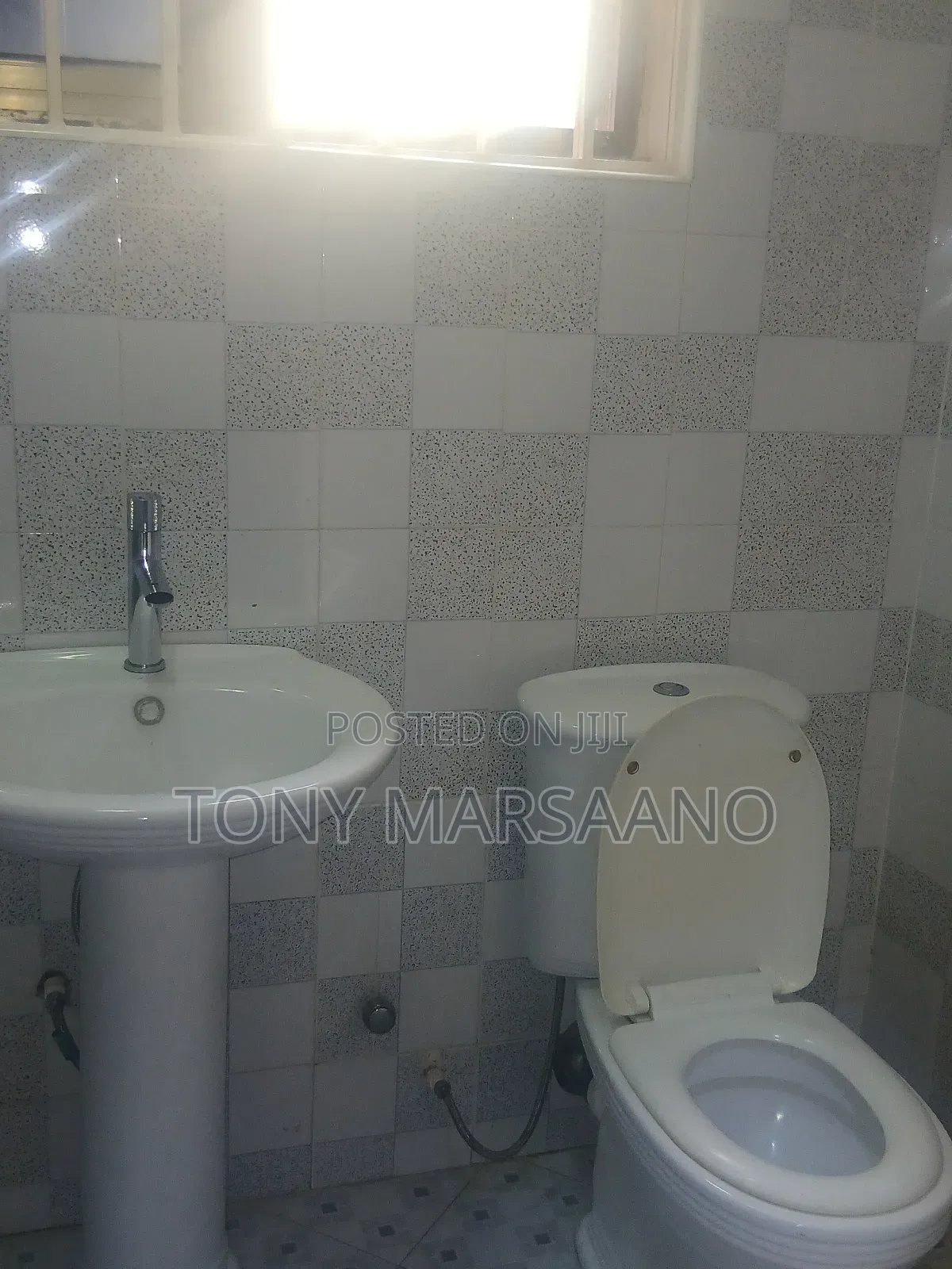 Furnished 1bdrm Apartment in Westlegon, Police Station for rent
