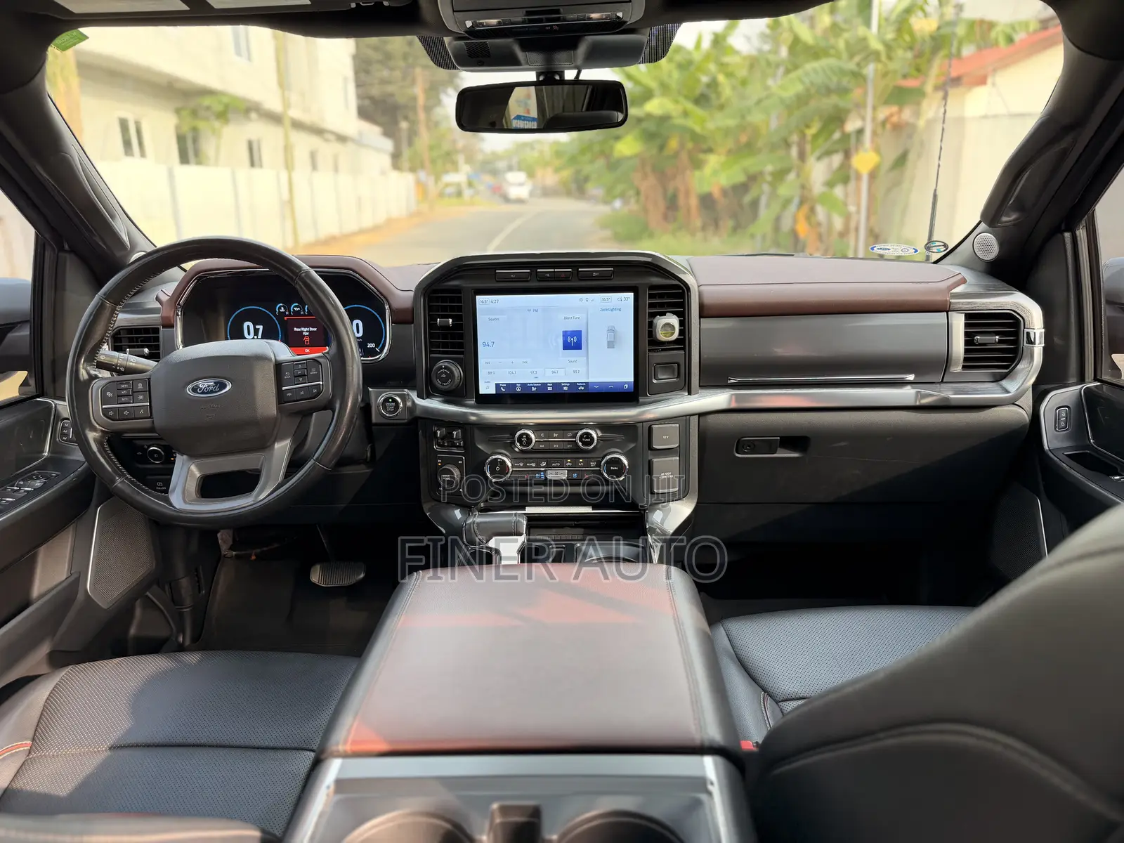 Ford F-150 LARIAT 2023 Gray