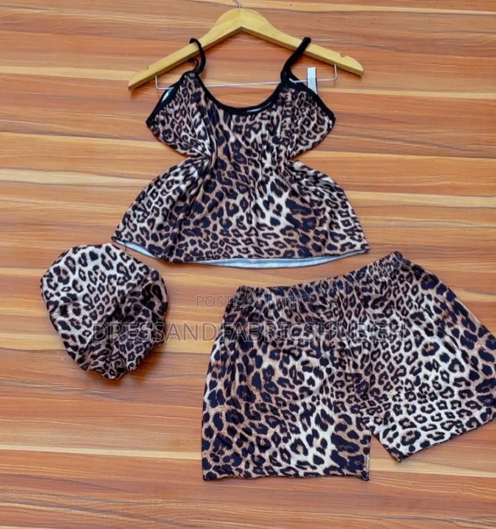 Loungewear/Nightwear