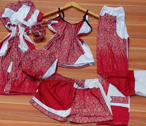 Loungewear/Nightwear