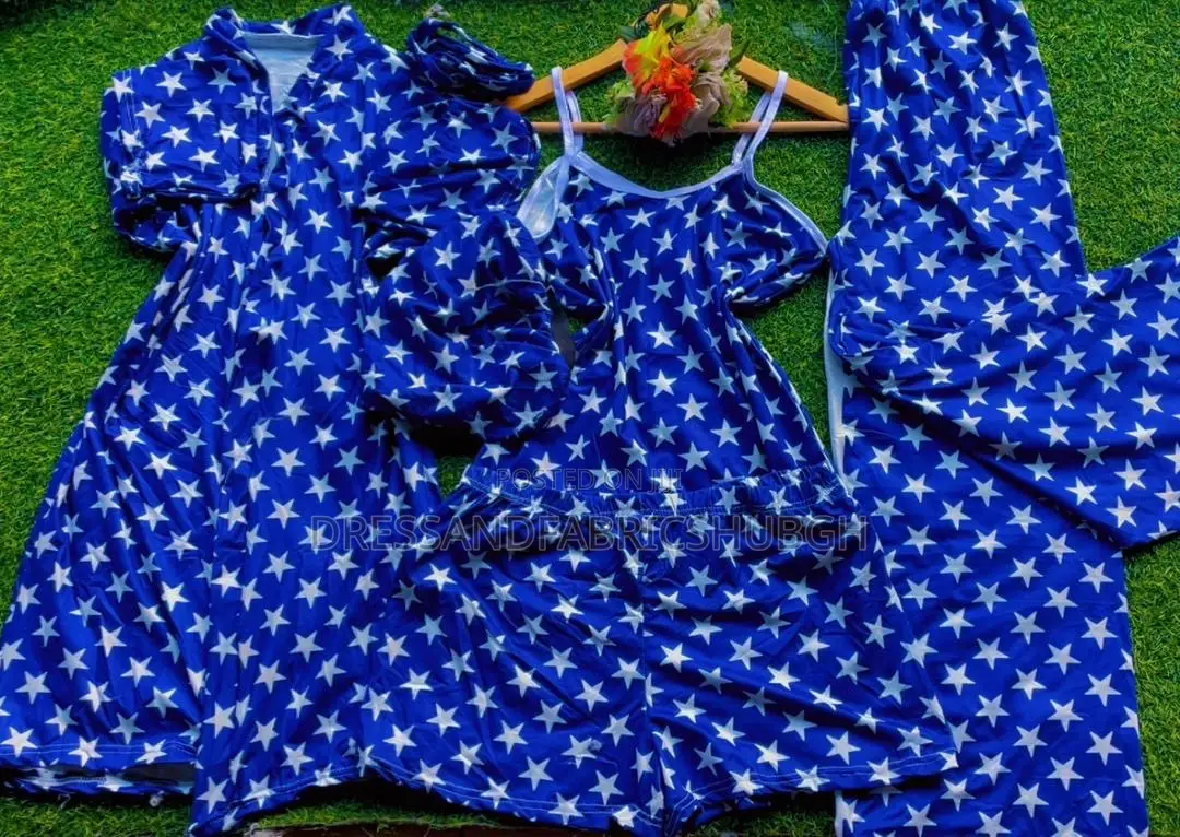 Loungewear/Nightwear