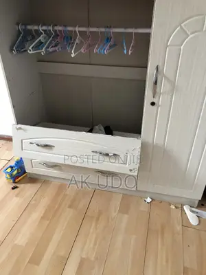 Kids Wardrobe