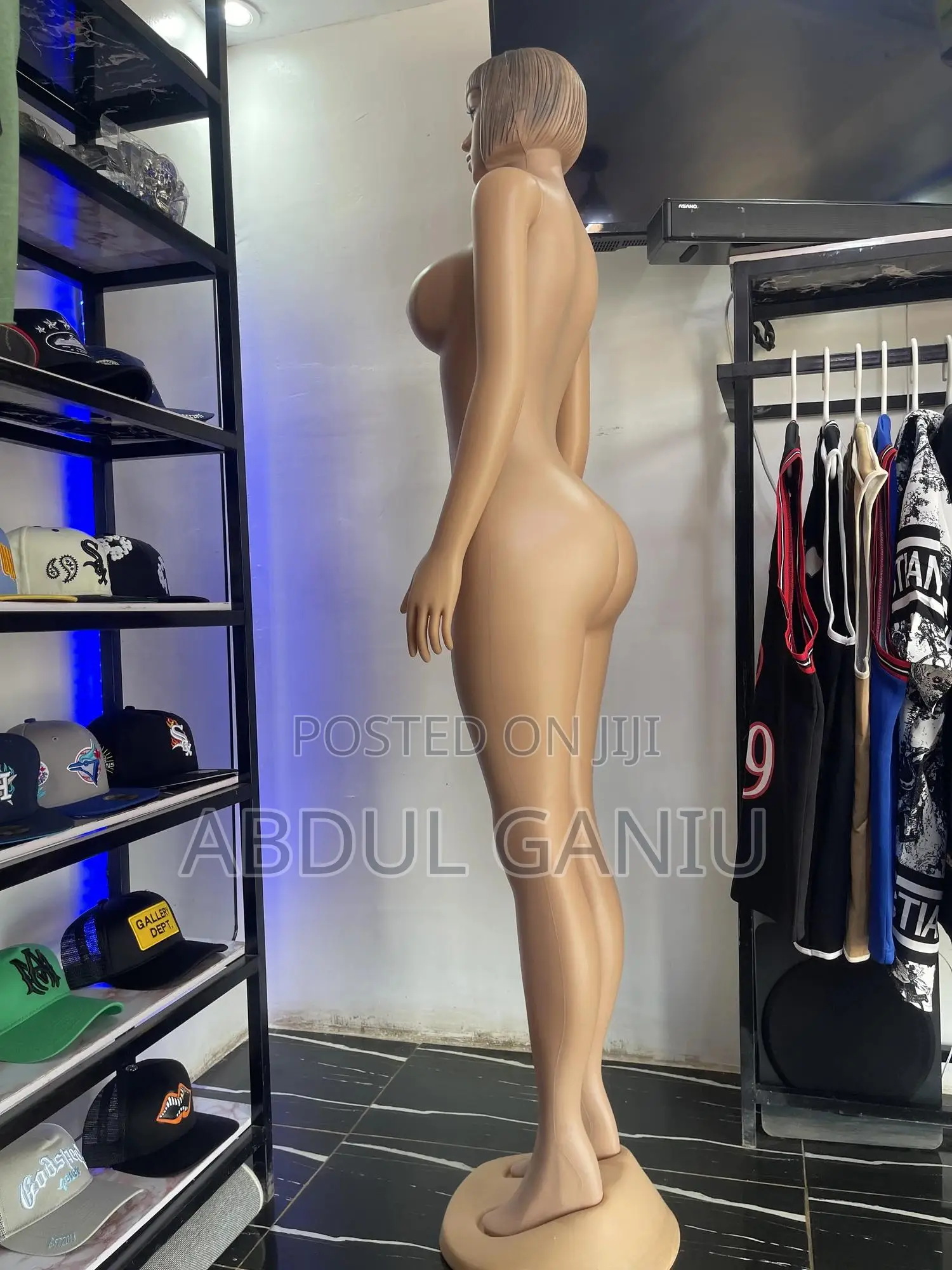 Female Mannequin