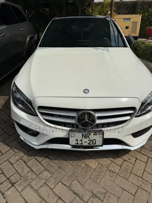 Mercedes-Benz C400 4Matic AWD Sedan (3.0L V6 7A) 2015 White