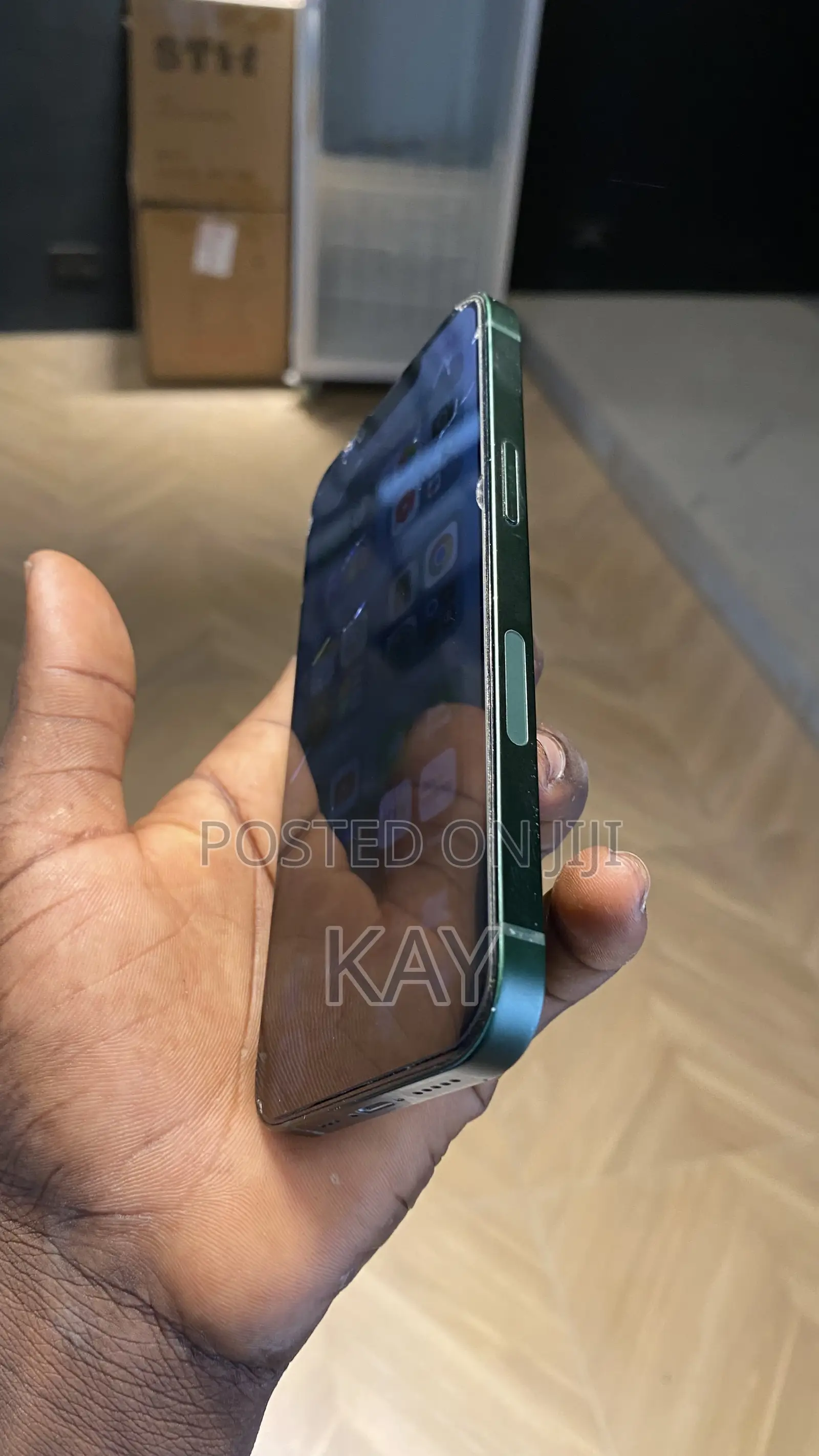 Apple iPhone 13 128 GB Green