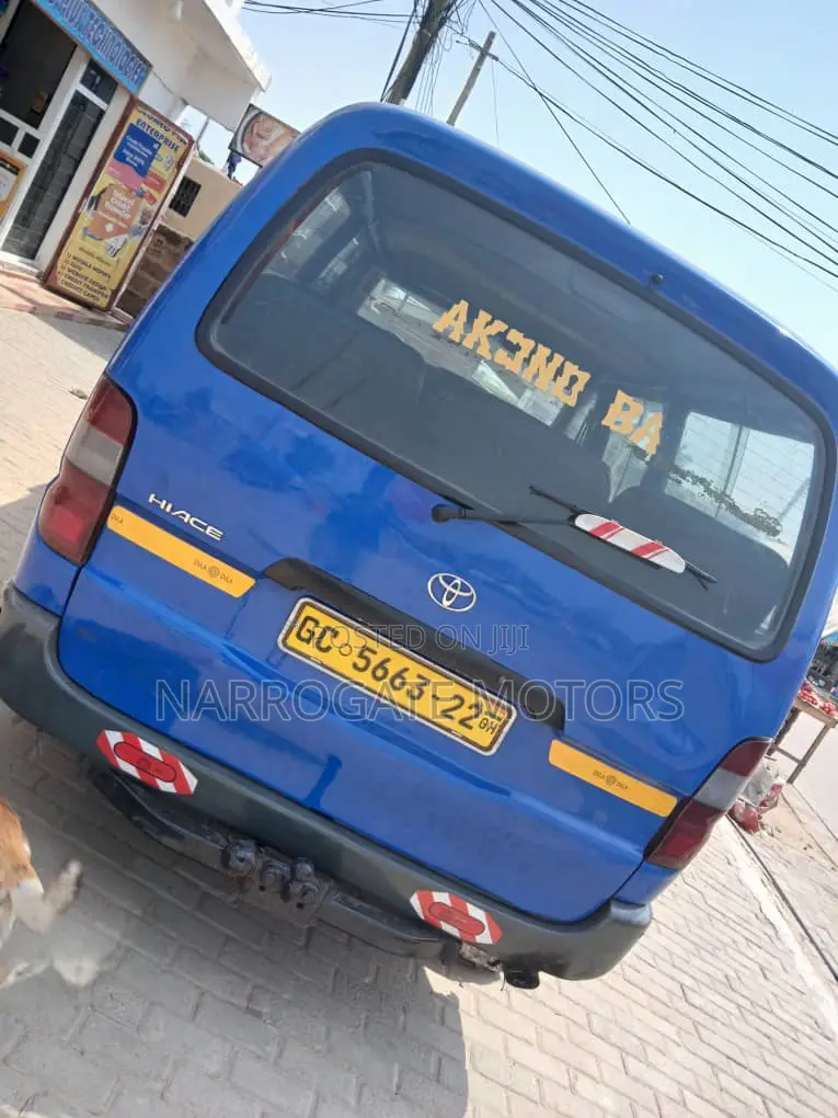 Toyota HiAce 2008 Blue