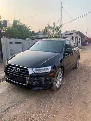 Audi Q3 2018 Matt Black