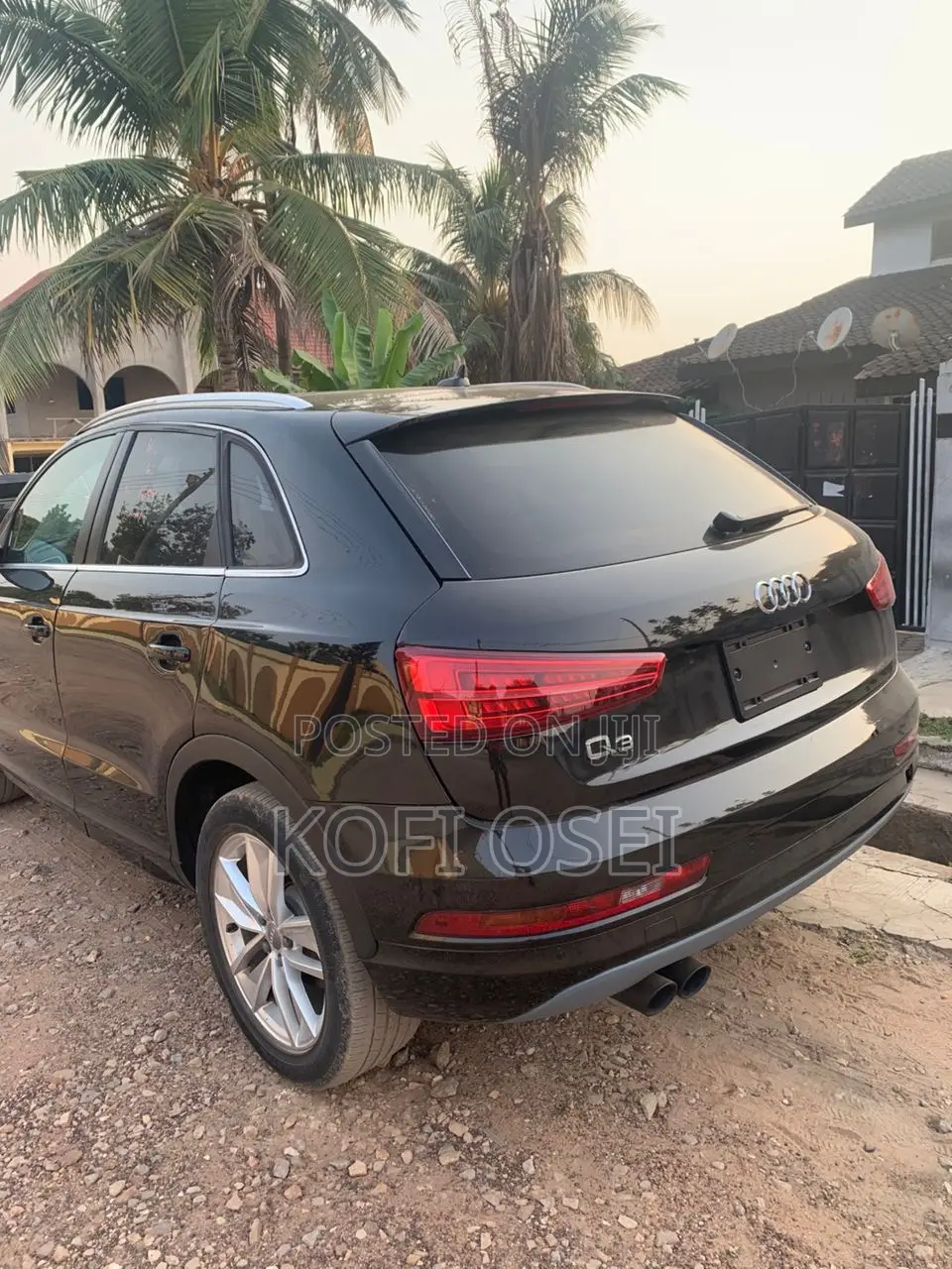 Audi Q3 2018 Matt Black