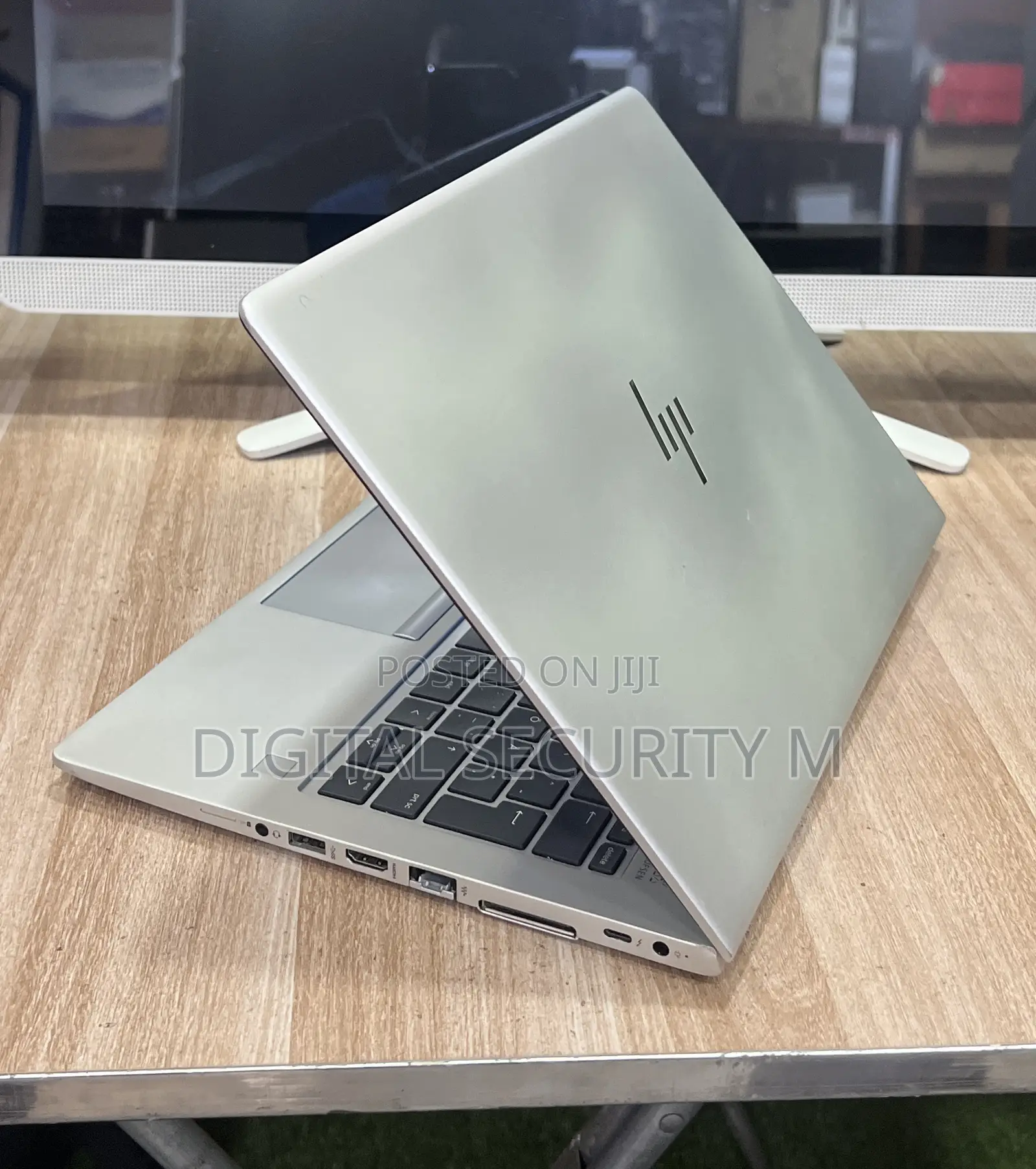 Laptop HP EliteBook 830 G6 8GB Intel Core i7 SSD 256GB