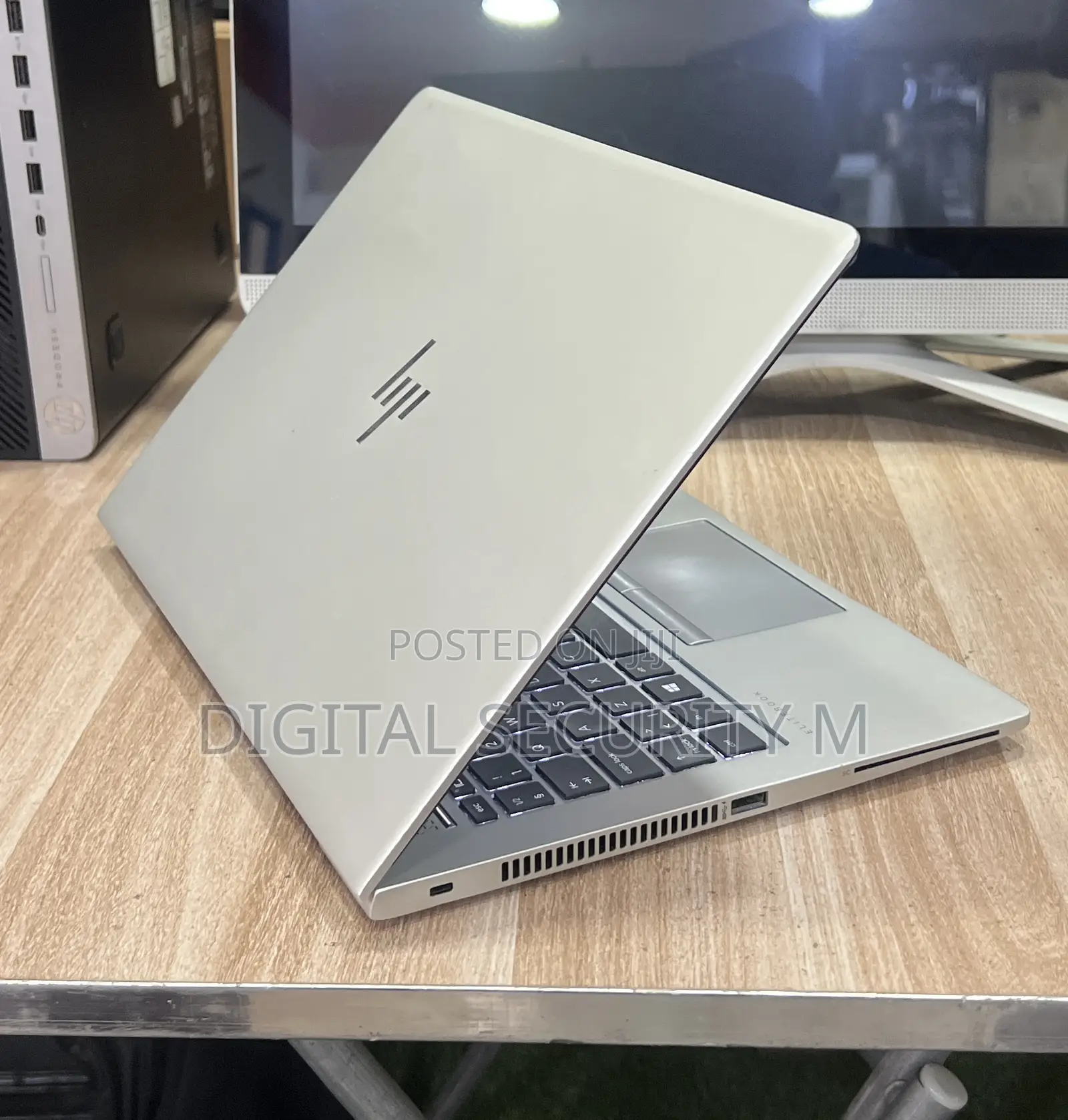 Laptop HP EliteBook 830 G6 8GB Intel Core i7 SSD 256GB