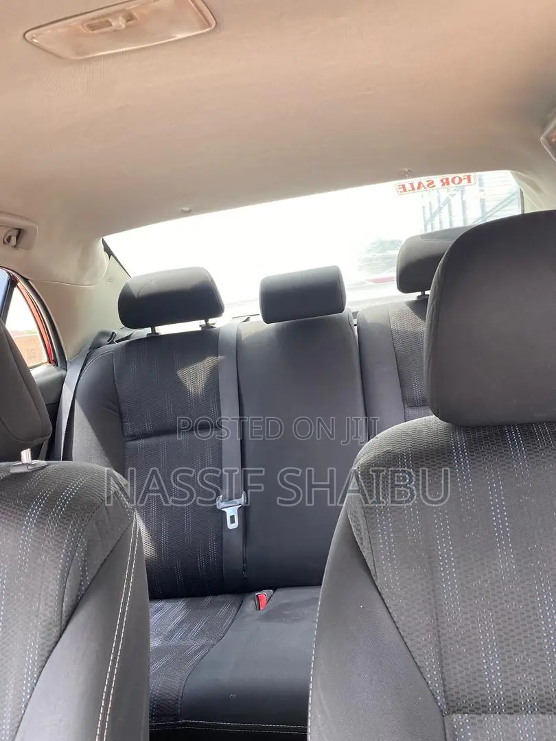 Toyota Corolla L 4dr Sedan (1.8L 4cyl 5M) 2013 Red