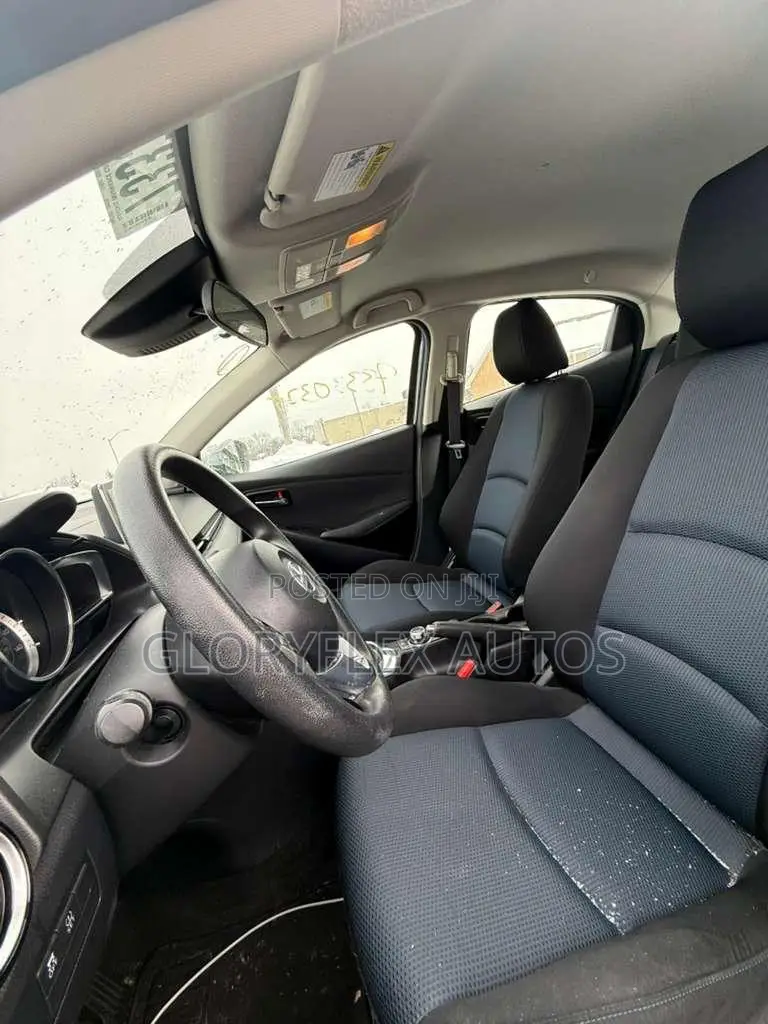 Toyota Yaris iA 1.5 FWD 2017 Black