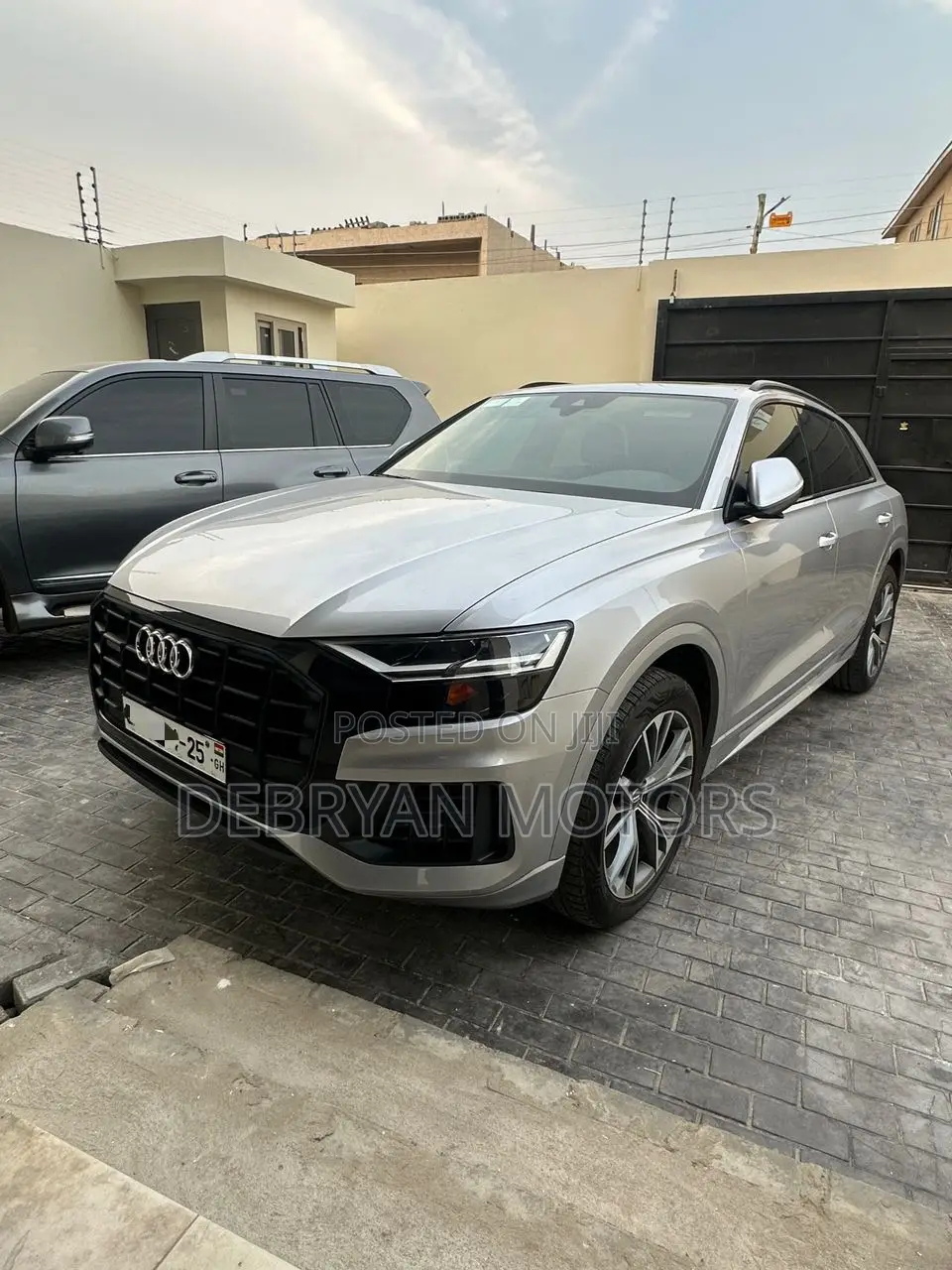 Audi Q8 55 Premium AWD quattro 2020 Silver