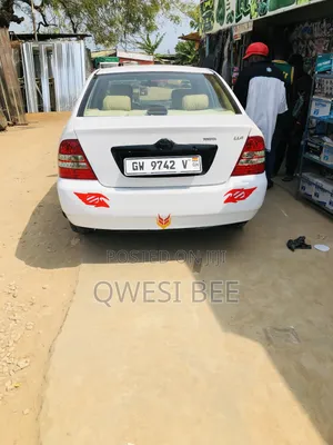 Toyota Corolla 1.4 C 2005 White