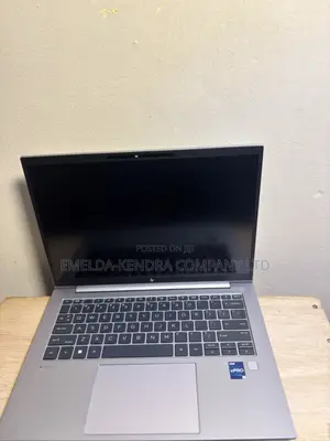 Laptop HP ZBook Firefly 16 G10 16GB Intel Core i5 SSD 512GB