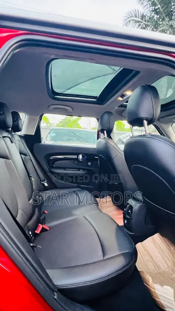 Mini Clubman 2016 Red