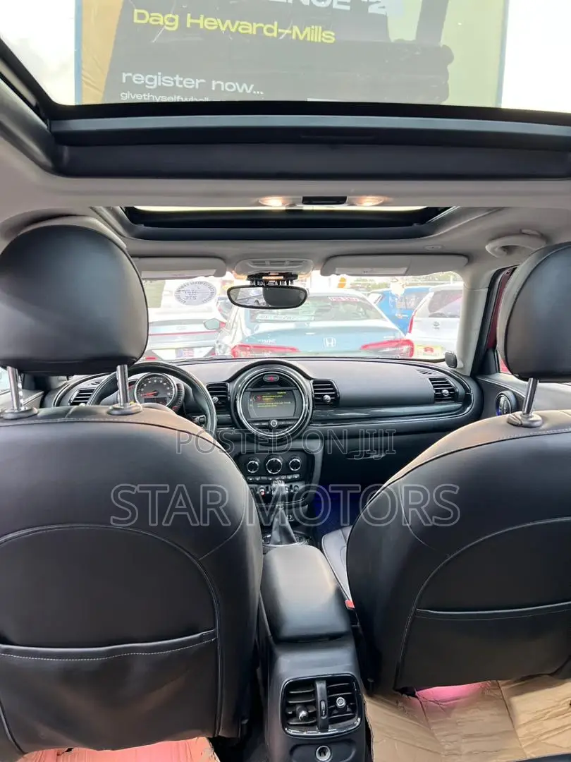 Mini Clubman 2016 Red