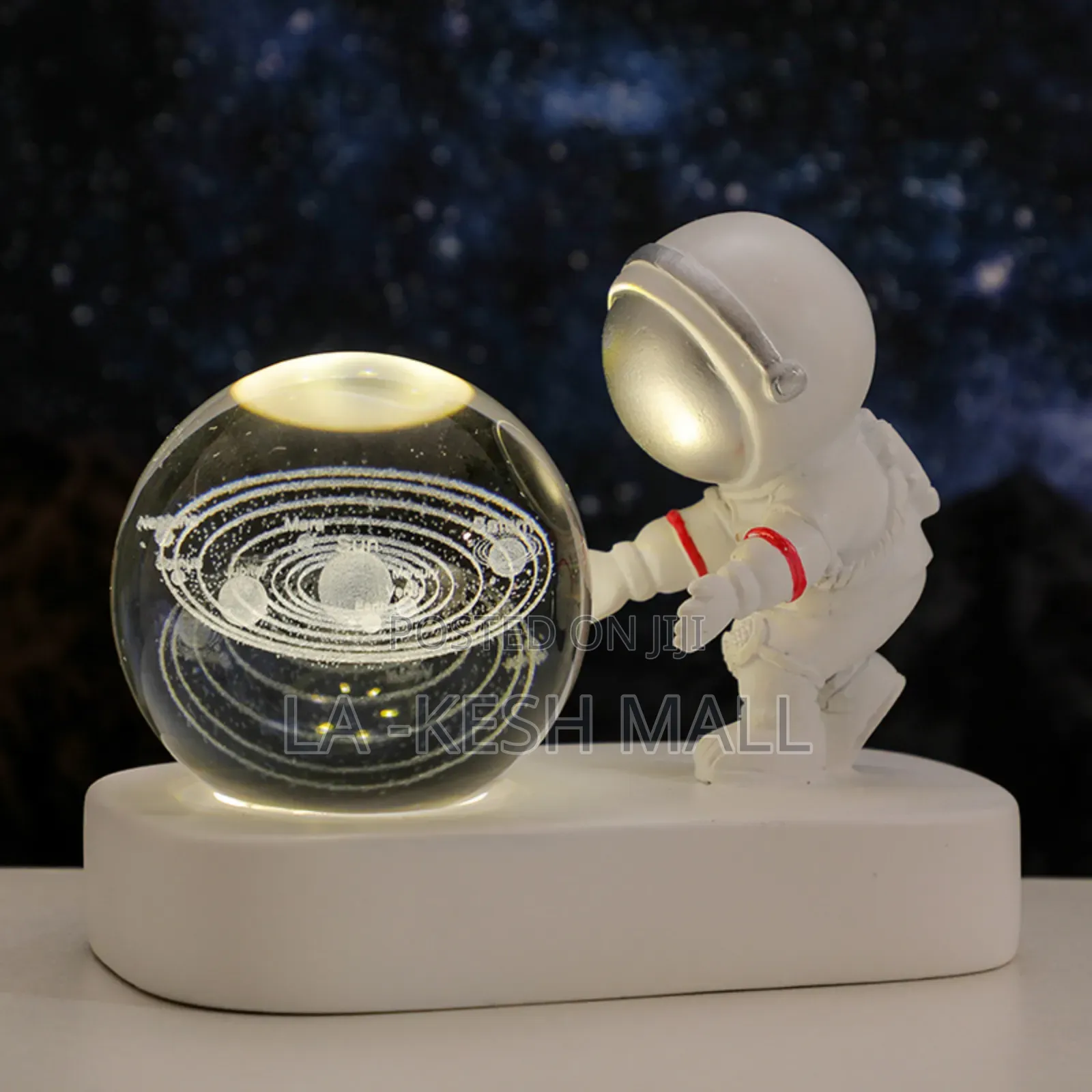 Creative Astronaut Lamp