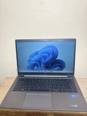 Laptop HP ZBook Firefly G8 16GB Intel Core i5 SSD 256GB
