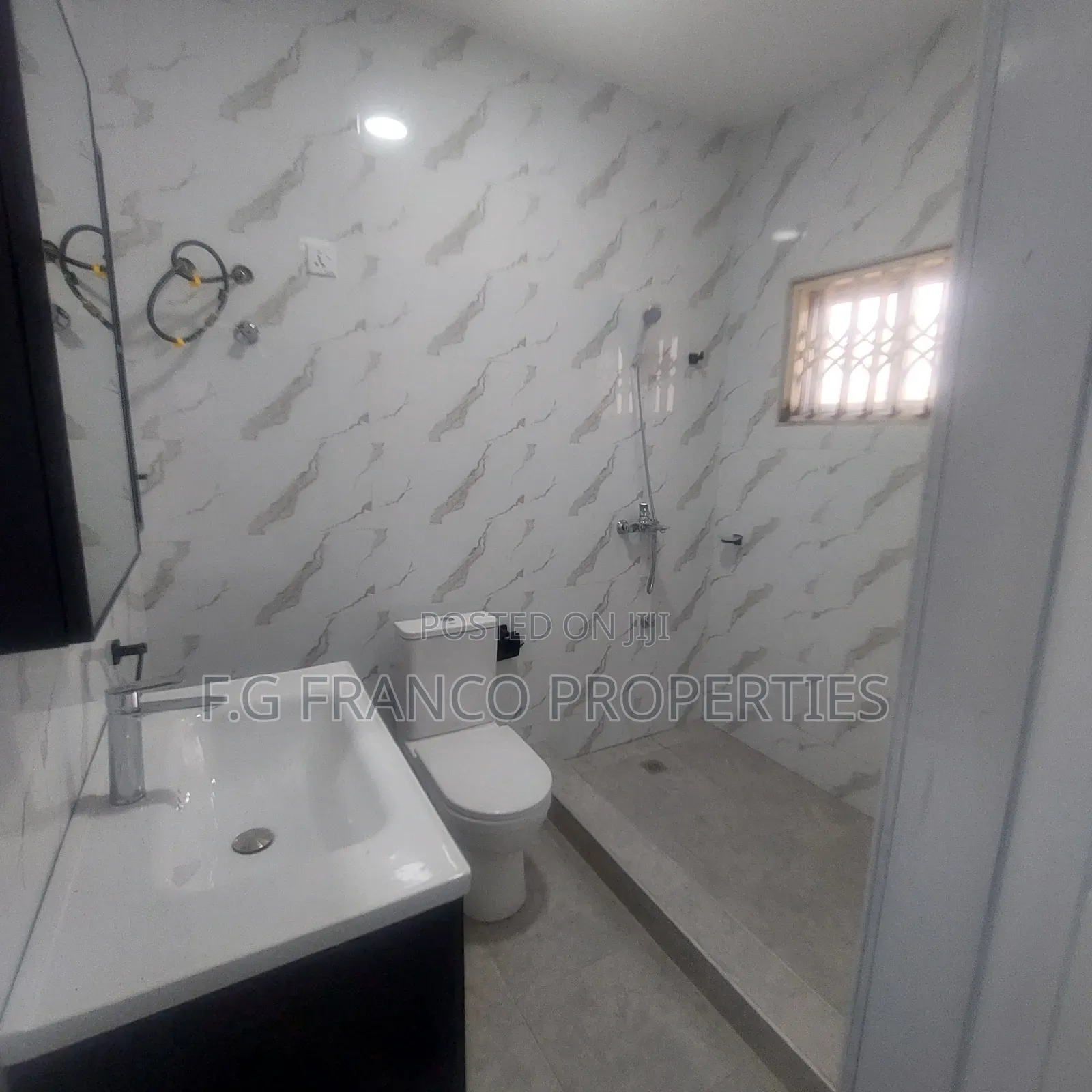 3bdrm House in Kg Franco Properties, Spintex for sale