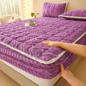Experience Comfort With Our Premium Bed Covers