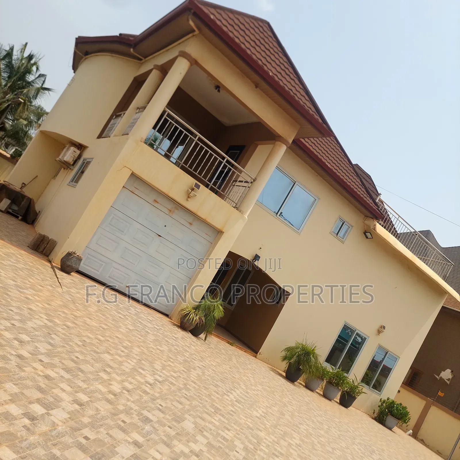 5bdrm House in Kg Franco Properties, Spintex for sale