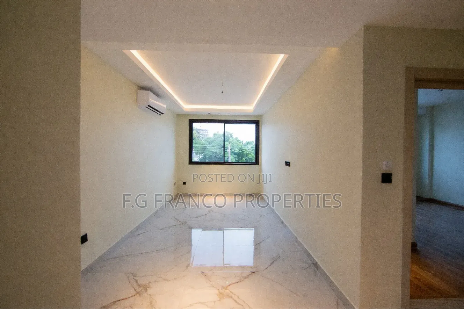 5bdrm House in Kg Franco Properties, Spintex for sale