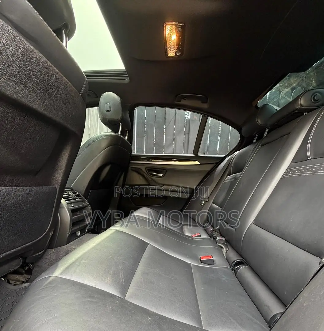 BMW 528i 2015 Black