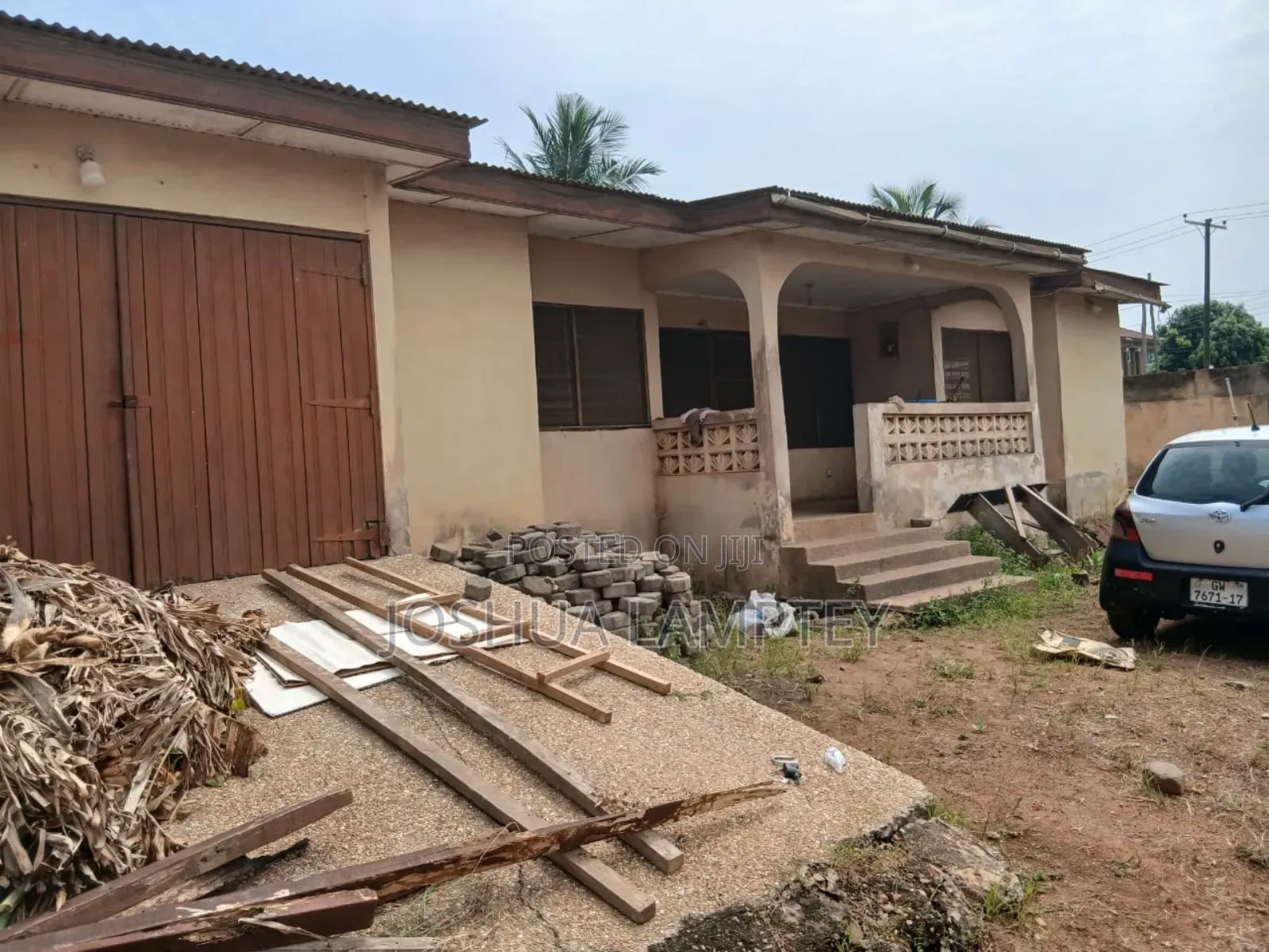 3bdrm House in Bushroad Curve, Teshie for rent