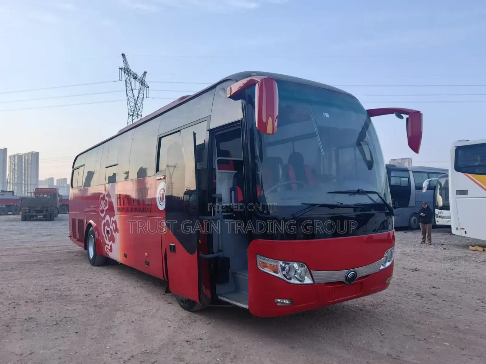 Yutong VIP Bus 2016 Red