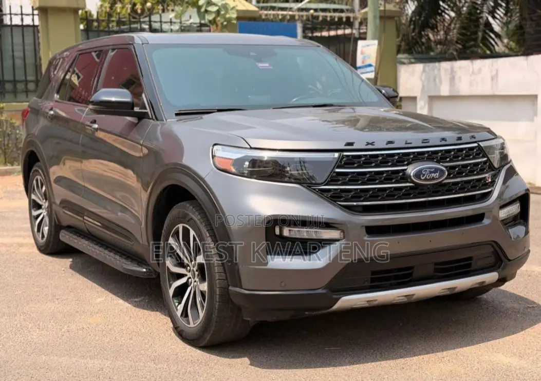 Ford Explorer 2021 Gray