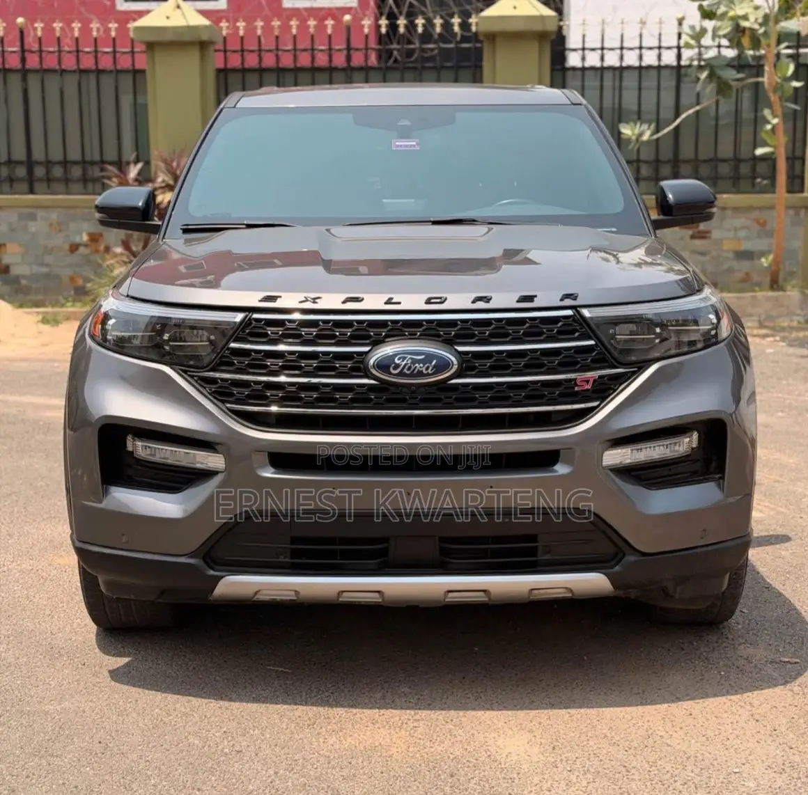 Ford Explorer 2021 Gray