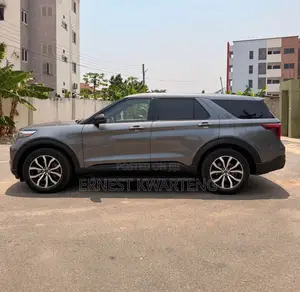 Ford Explorer 2021 Gray