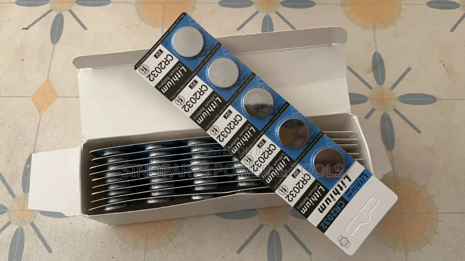 Cr2032 Battery Box 100pcs Wholesale Price Car Key Scale Motherboard