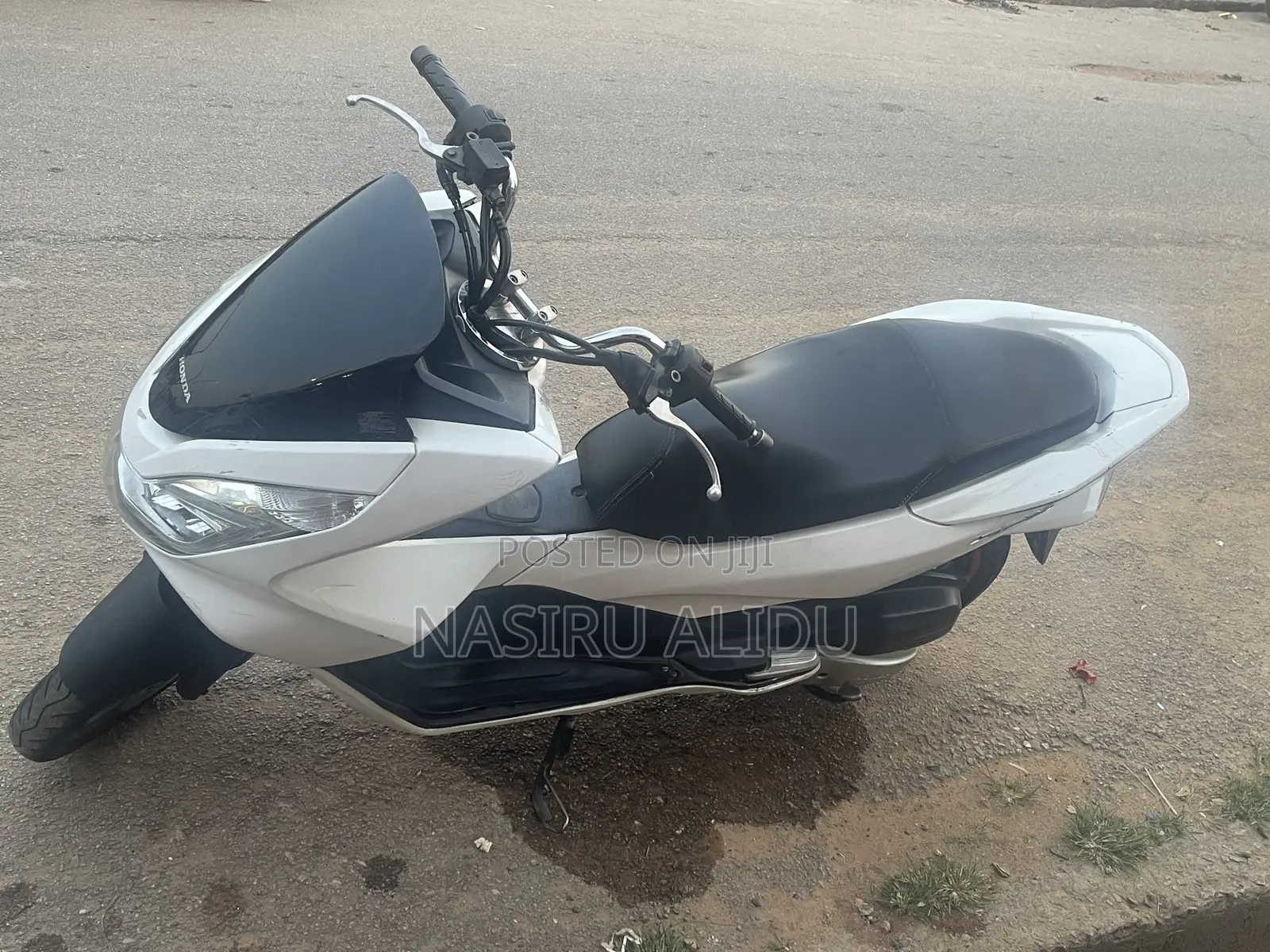 Honda 2022 White
