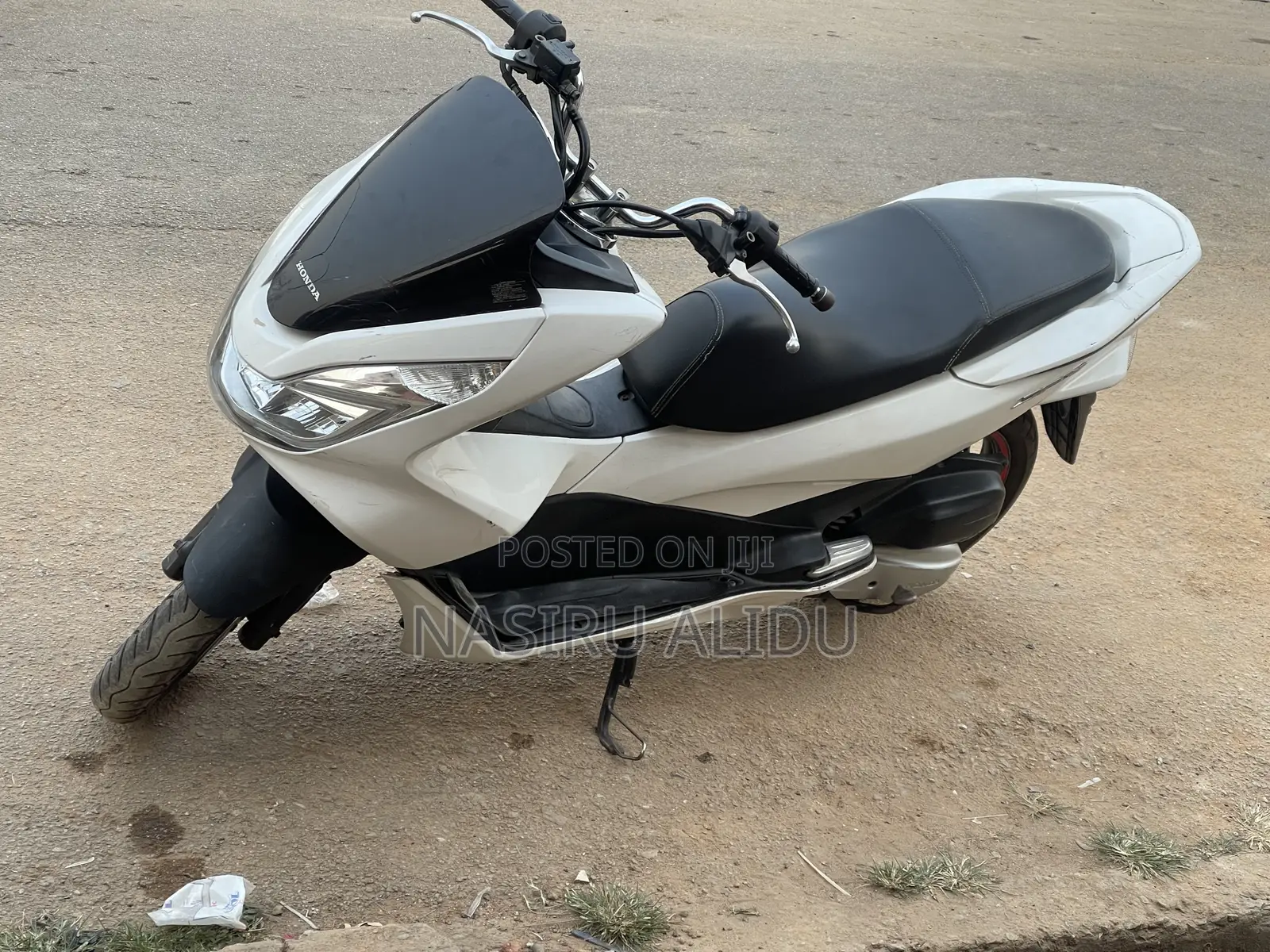 Honda 2022 White