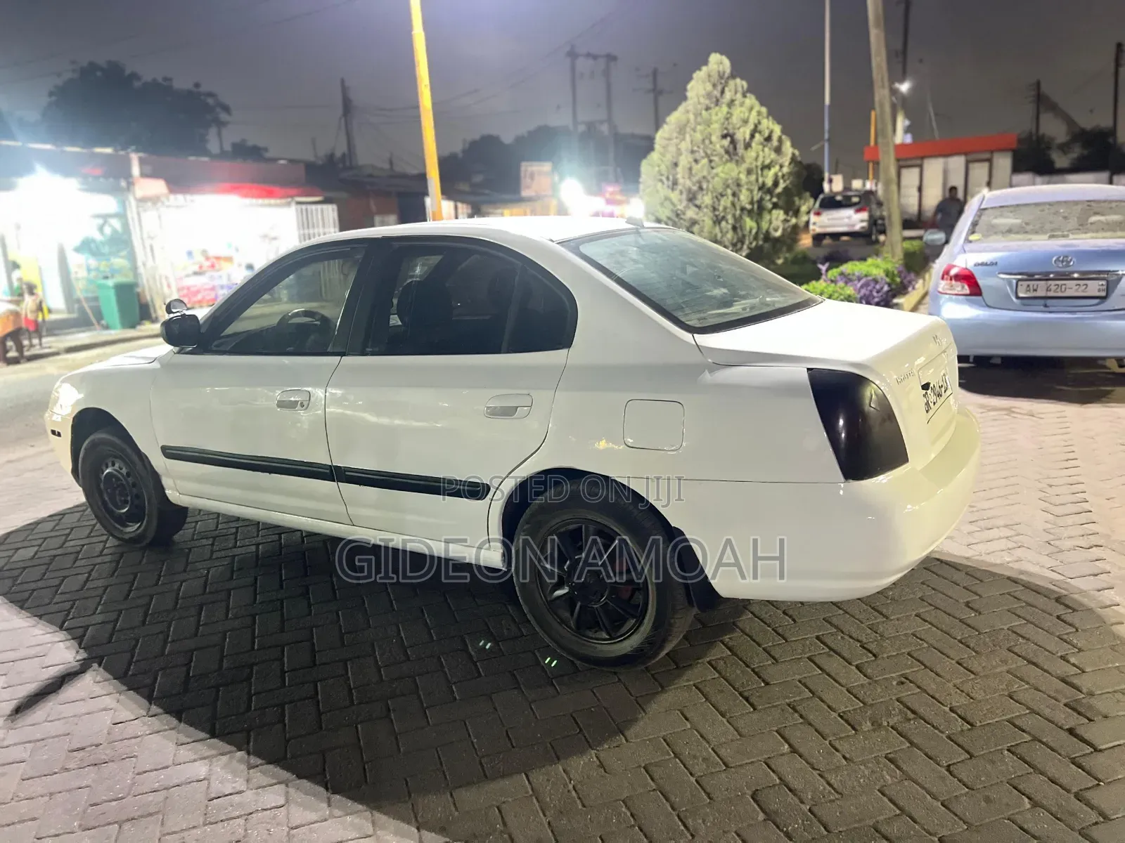 Hyundai Elantra 2003 White
