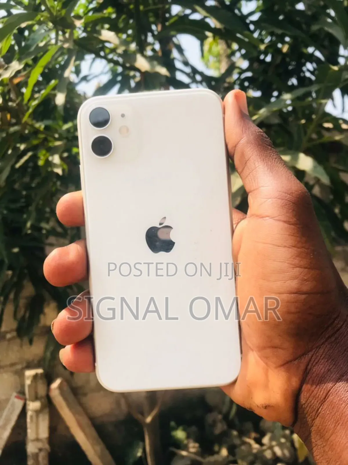 New Apple iPhone 11 64 GB White