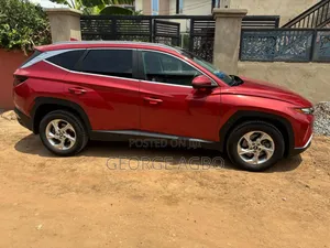 Hyundai Tucson SE 2022 Red