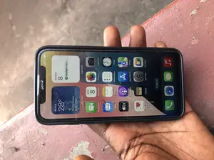 Apple iPhone XS 64 GB Black