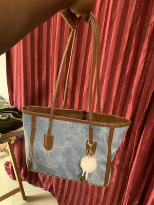 Elegant Tote Bags