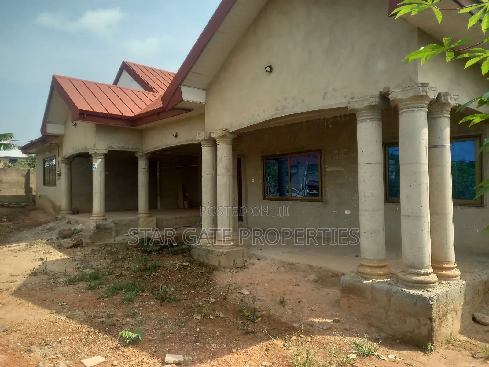 5bdrm House in Abuakwa Sepaase, Kumasi Metropolitan for sale
