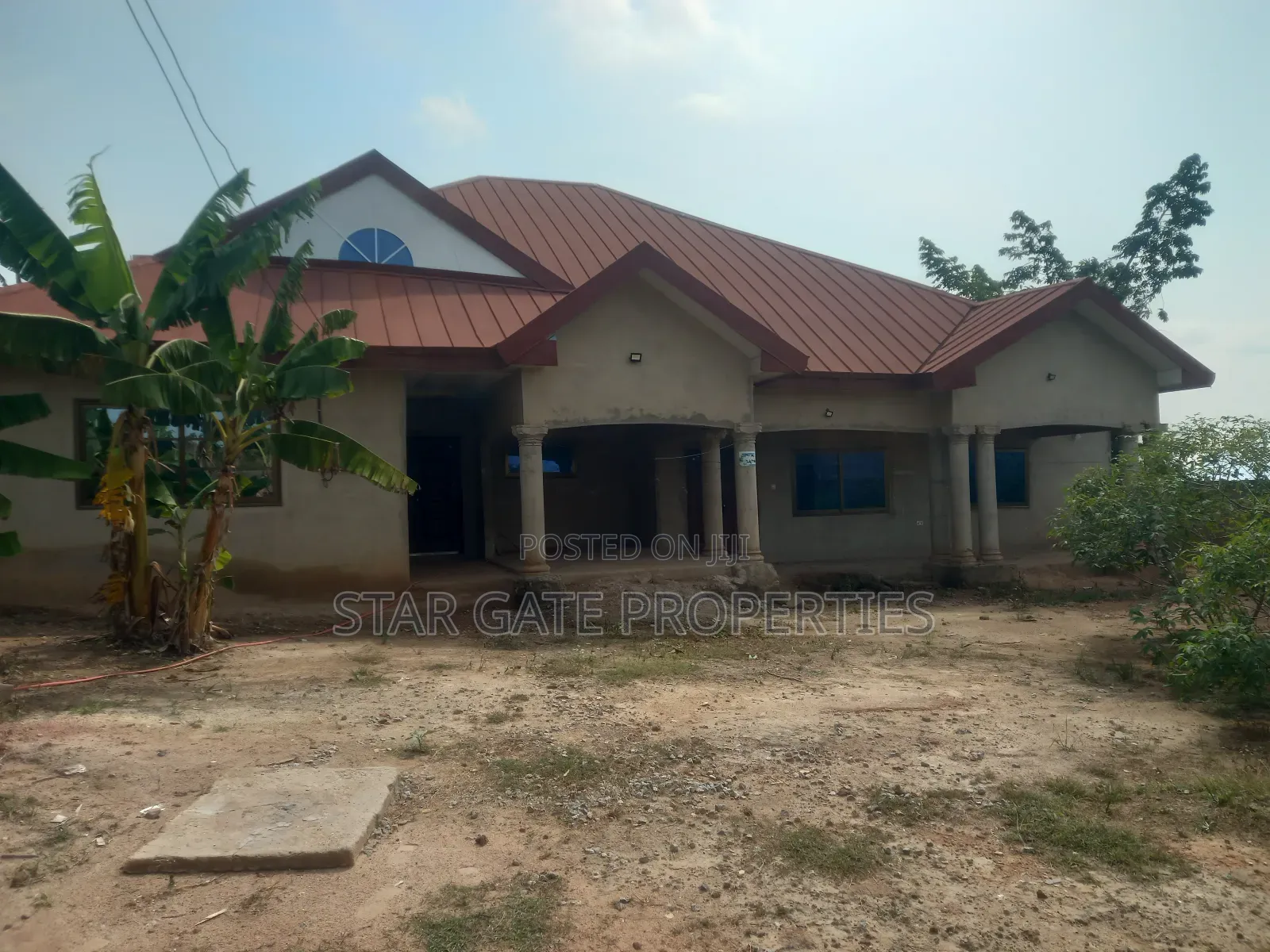 5bdrm House in Abuakwa Sepaase, Kumasi Metropolitan for sale