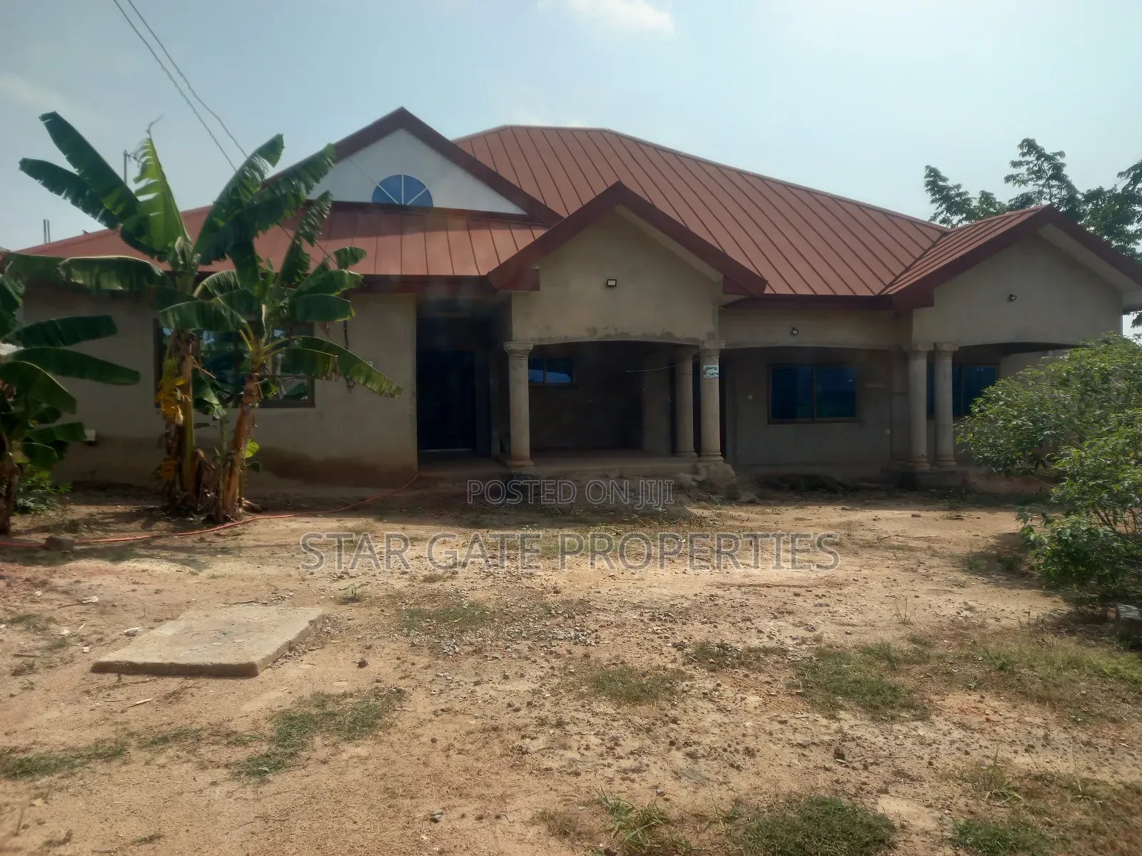 5bdrm House in Abuakwa Sepaase, Kumasi Metropolitan for sale