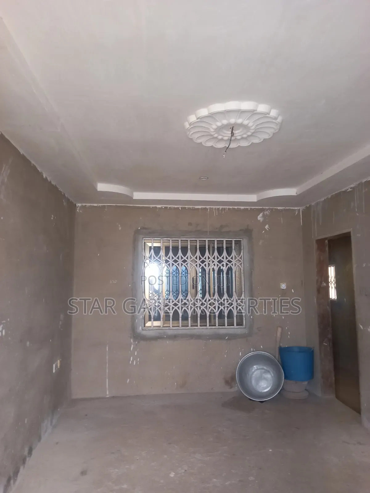 5bdrm House in Abuakwa Sepaase, Kumasi Metropolitan for sale