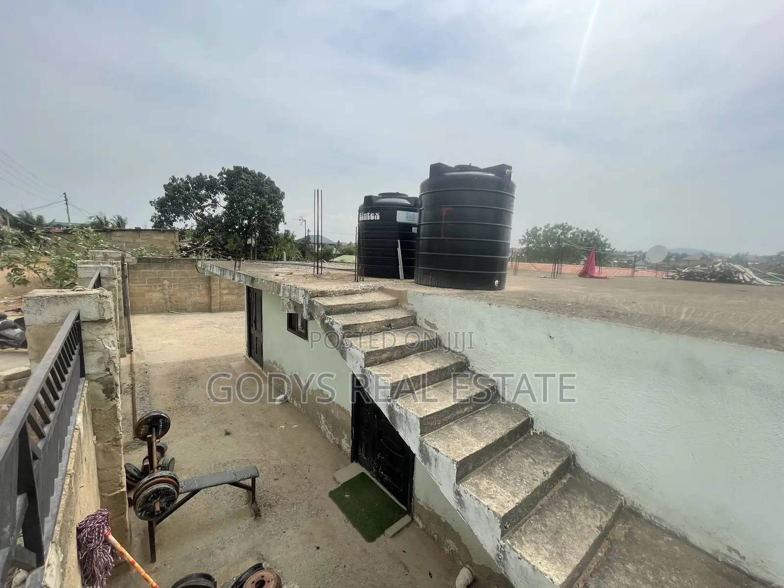 Four Unit Chamber and Hall Apartment for Sale