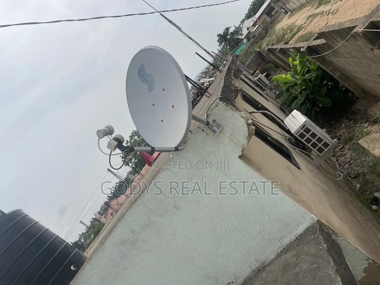 Four Unit Chamber and Hall Apartment for Sale
