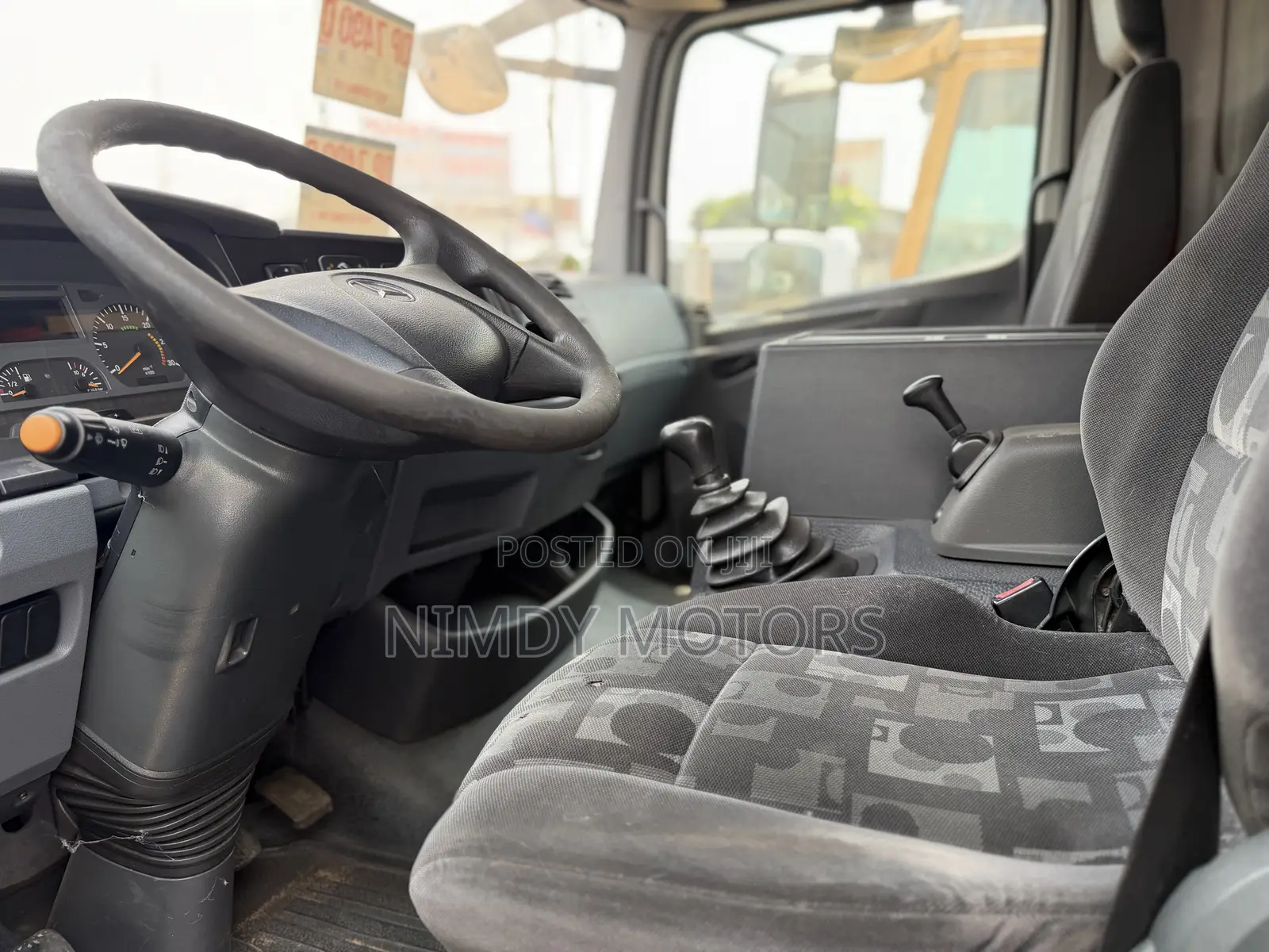 Benz Atego Container