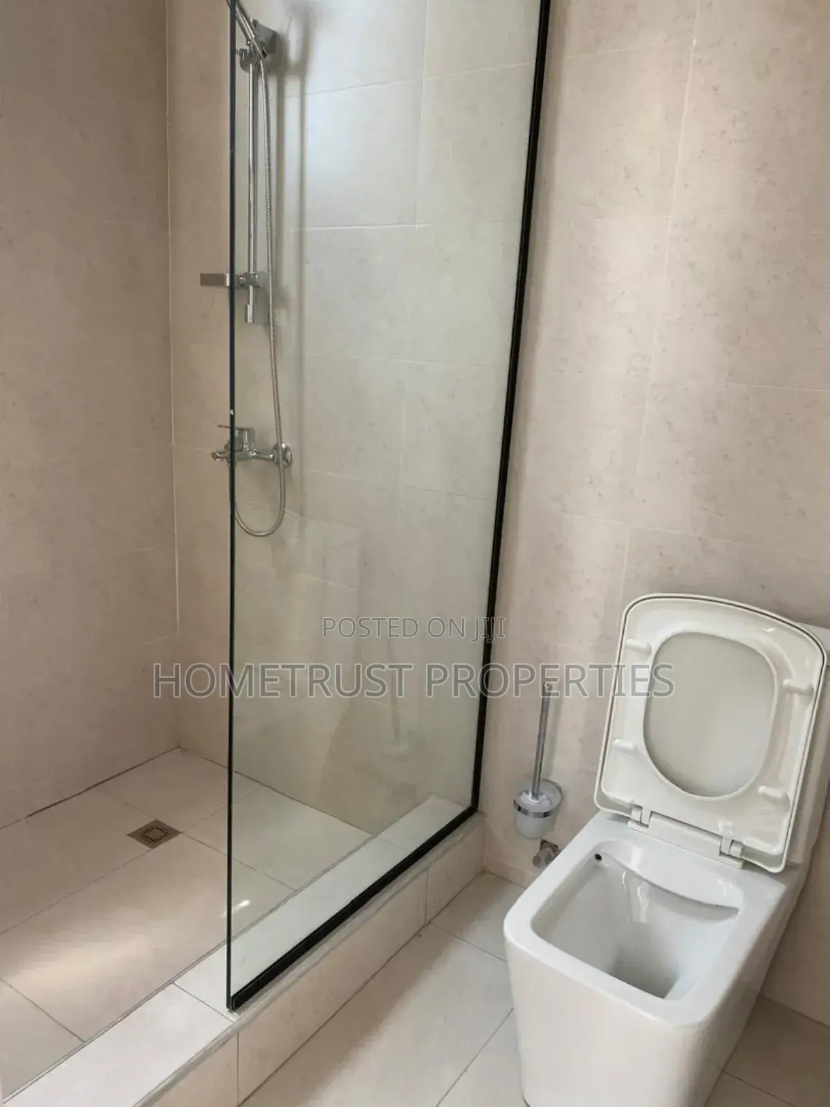4bdrm Duplex in Oyarifa Ankonam, Owusu Ansah for rent