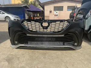 Toyota Highlander 2021 Front Bumper Complete Se